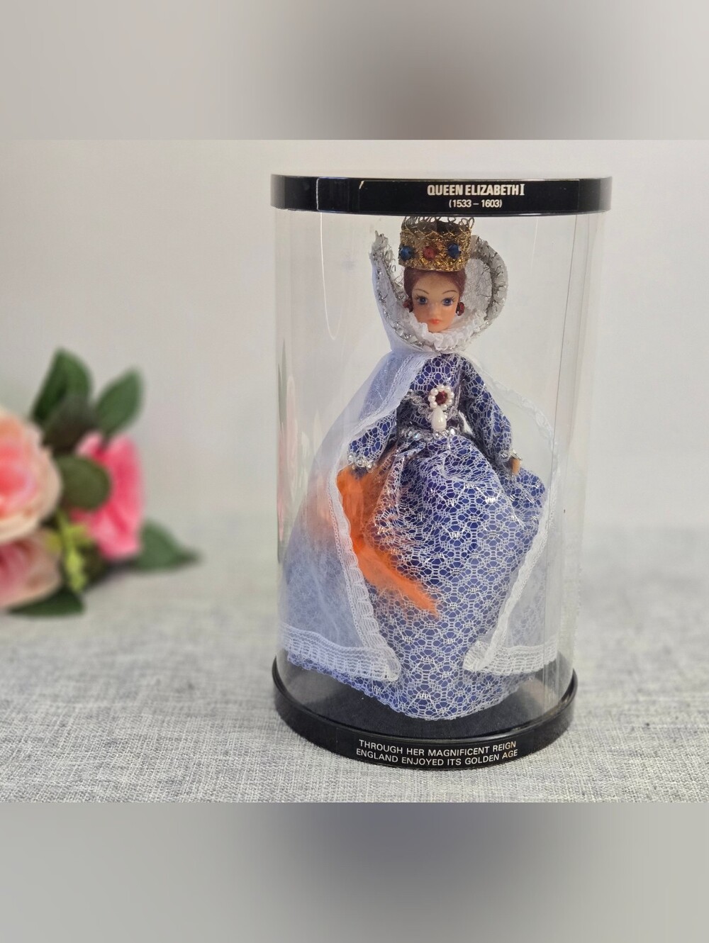 Vintage Rexard Queen Elizabeth I Historical Costume Doll 7.5" Souvenir In Case